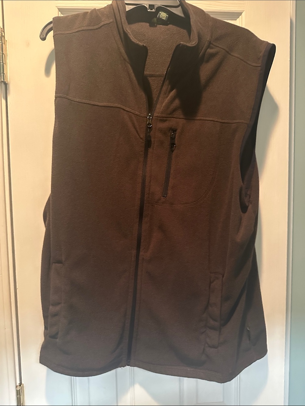 Bass Men's Brown Fleece Zip Vest